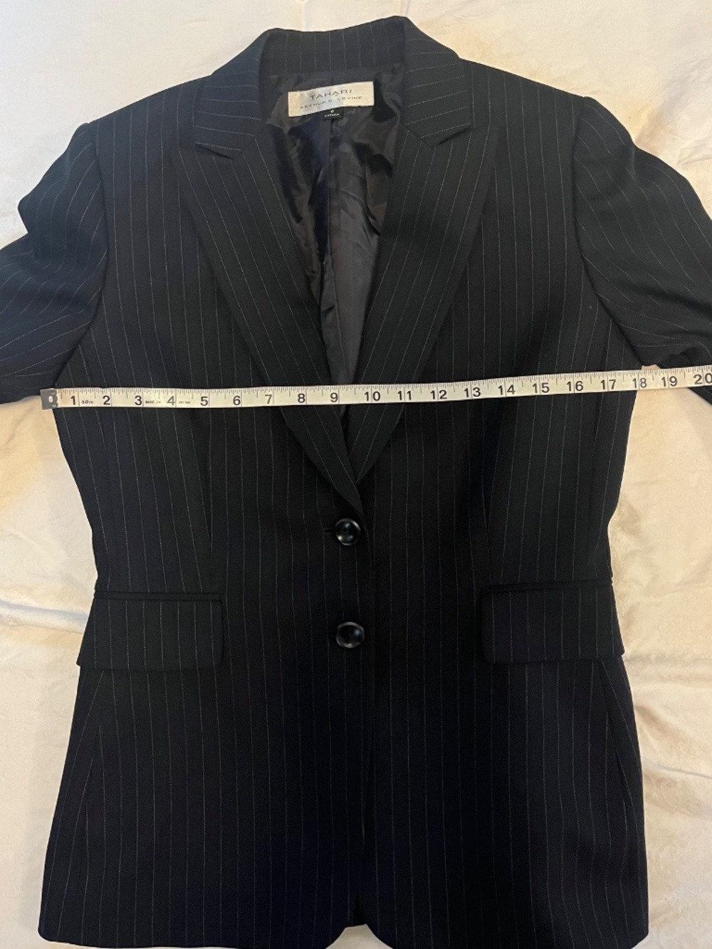 Tahari ASL Black Pinstripe Pantsuit 2 Button Blazer Flat Front Pants 6 MINT $278 - Picture 11 of 15